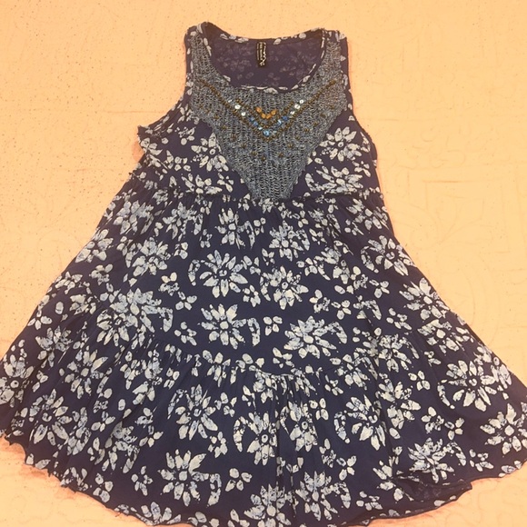 Free People Tops - Free People Blue Tan Crochet Beaded Accents Floral Print Sleeveless Tunic